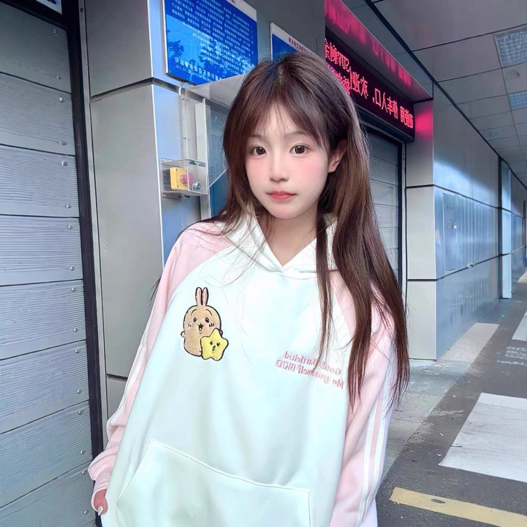 American High Street Embroidered Usachi Xiaaba Sweatshirt for Women Loose Design with a Sense of Niche and Lazy Style Couples Jacket for Spring and Au