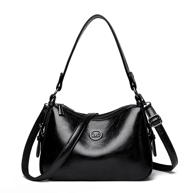 OULAIMEIZI Designer 2025 Winter New Retro Oil Wax Leather Underarm Letter Casual Fashion Shoulder Bag Soft