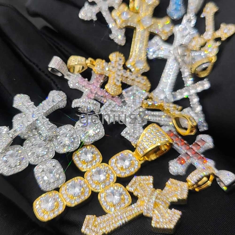 Hiphop Jewelry Iced Out Diamond Cross Pendant Necklace for Women 18k Gold Plated Christian Jesus moissanite Cross Pendant Necklace