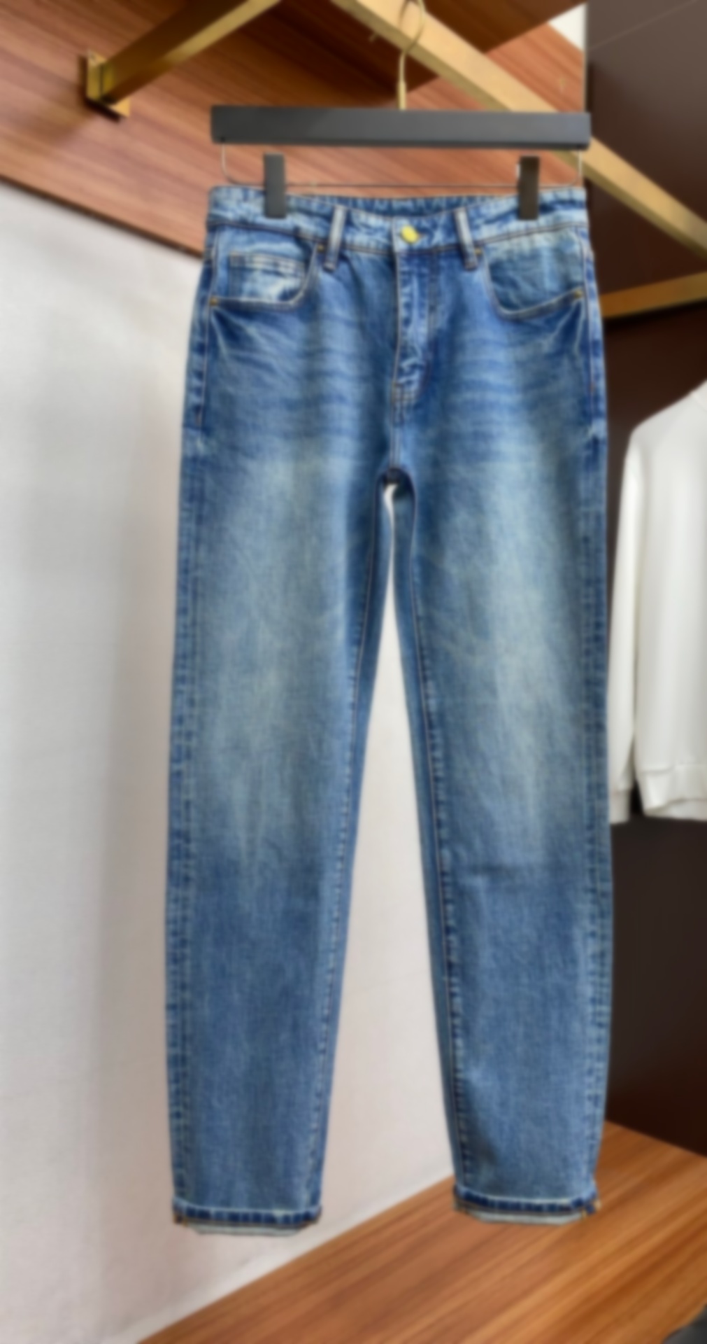 Ly 2026 New Jeans M… - image