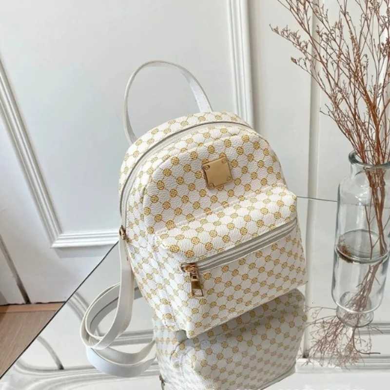 Classic Women Backpack Fashion School Bags Female Daily Shopping Backpacks SchoolbagsM251222