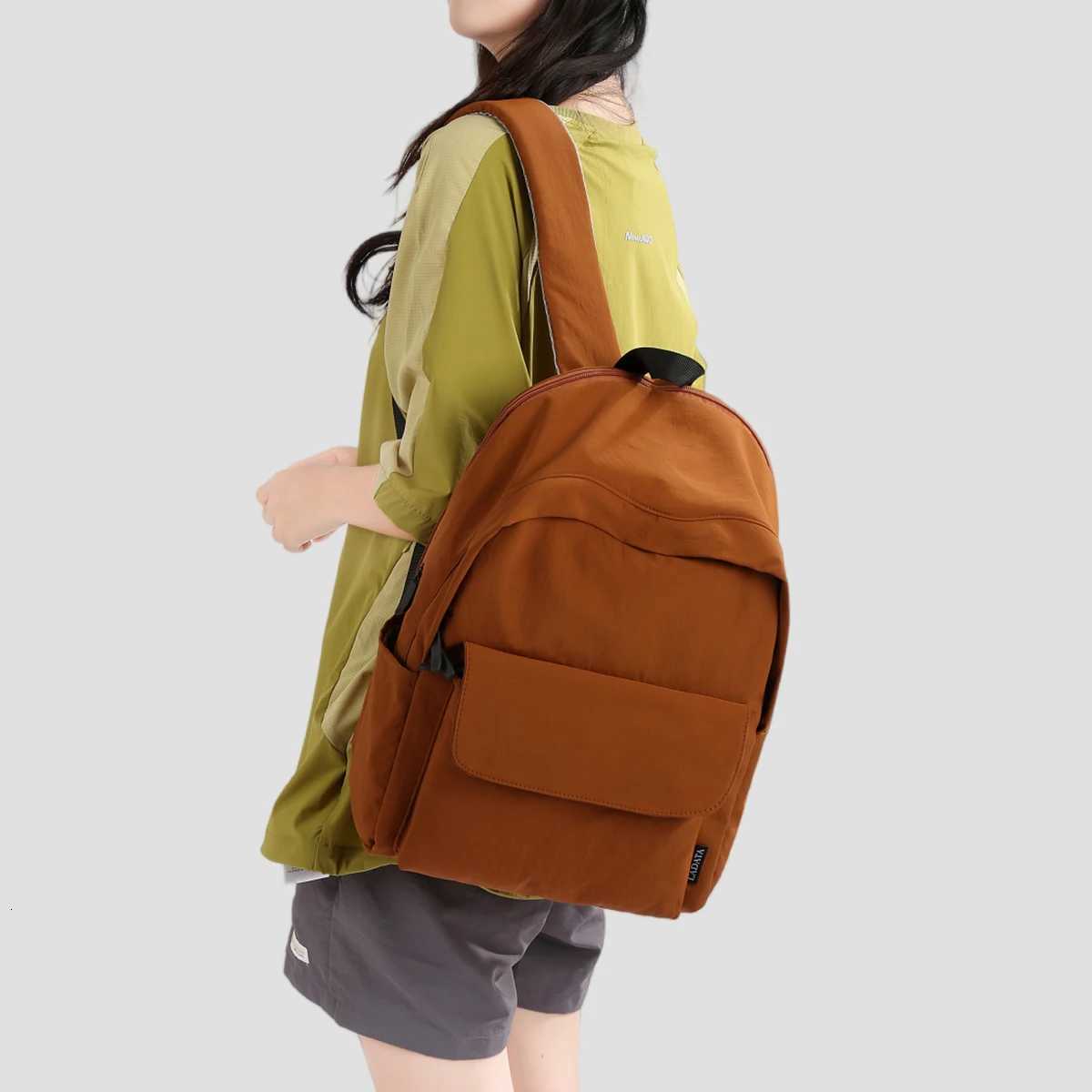 Large Capacity Computer Bag Sports Travel College Student Backpack s Junior High School High School Student Backpack Mountaineering Bag Simple ClasM25