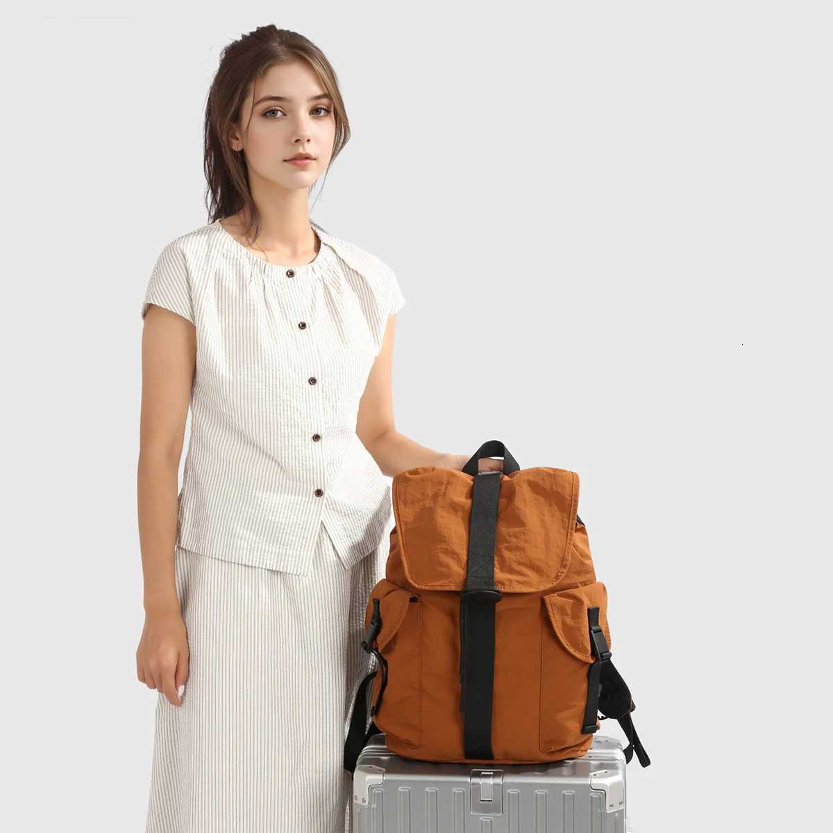 Backpack for Women Lightweight and Stylish Travel Bag Swimming Bag Multifunctional Sports Backpack High School Backpack College Student Backpack HikiM