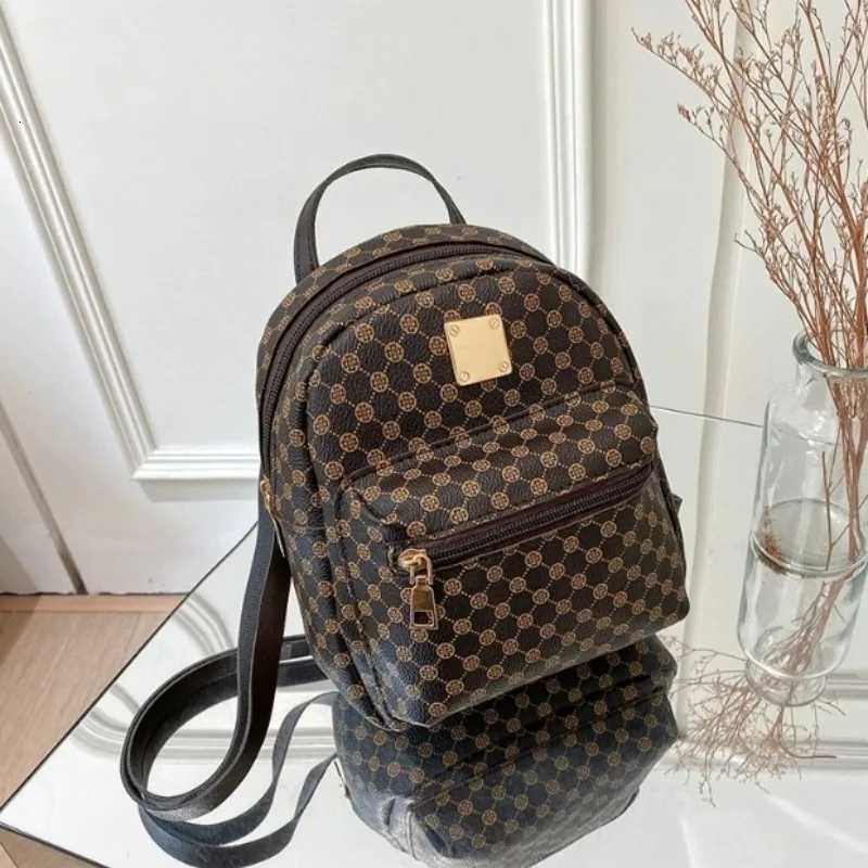 Classic Women Backpack Fashion School Bags Female Daily Shopping Backpacks SchoolbagsM251222