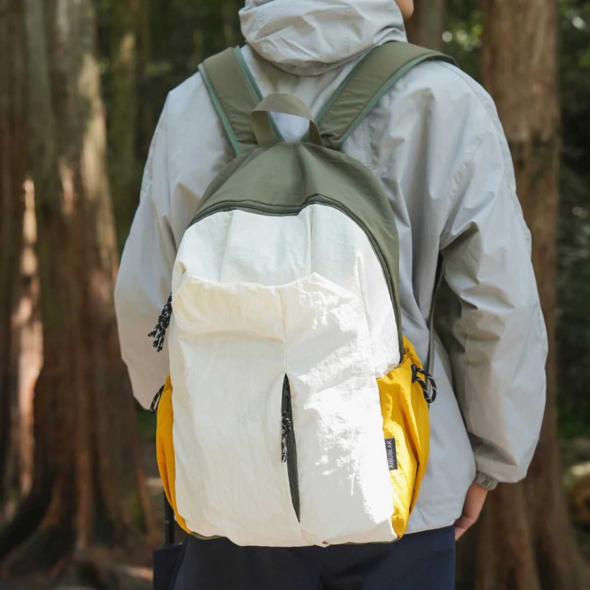 ltraLightweightB ackpackf orT ravelL ightweightC ommuting2 025N ewM odelL argeCapacitySc hoolBa gfo rFe maleCo llegeSt udentsCo lorBlockingfor Hik inM