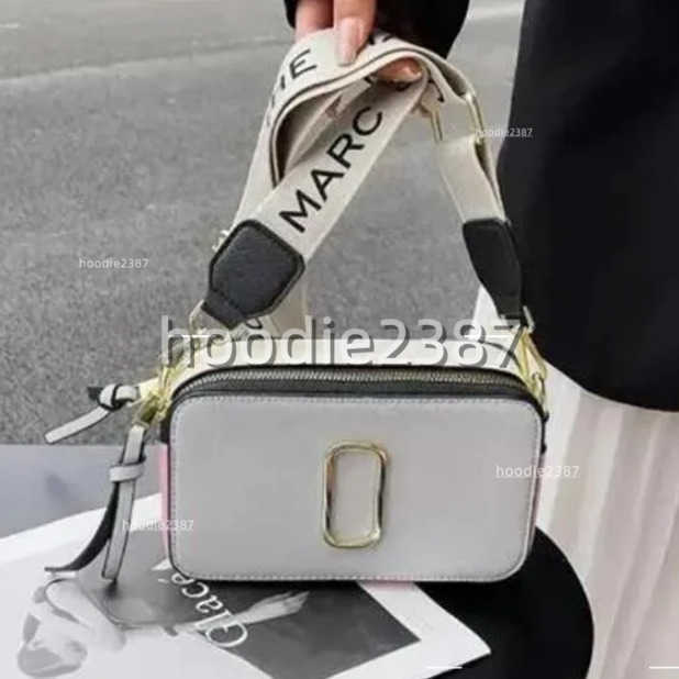 Shopping Bags Top quality Luxurys Camera Bag Designer Handbags Women Wide Shoulder Straps Shoulders Bags Wallet Brand Cross body Flap