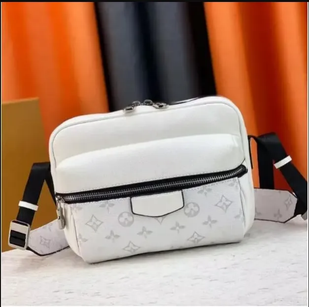 Designer bags men Eming Leather sacoche Briefcase school bookbag Messenger Purse Crossbody Bags Shopping Bag Shoulder bag Handbags purse