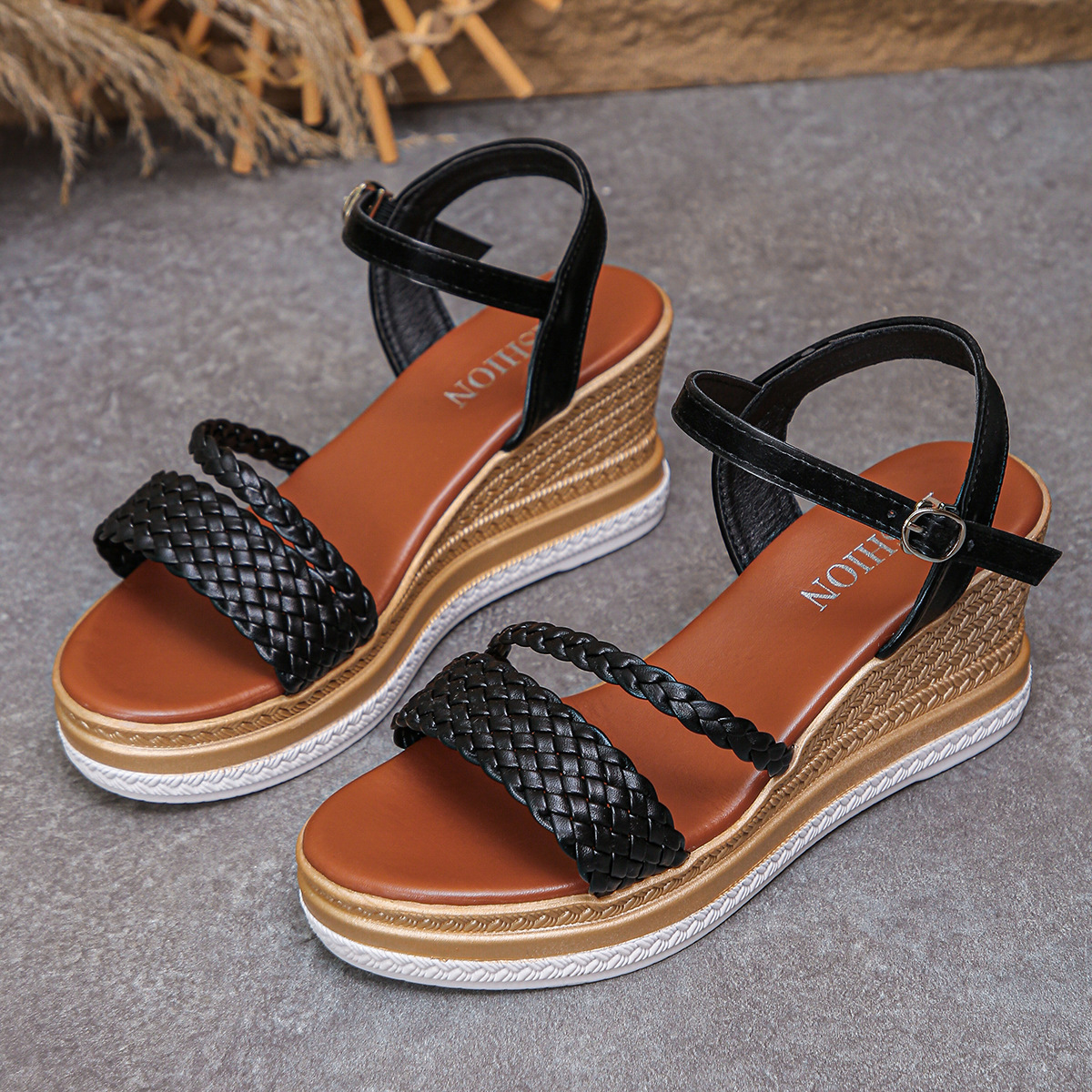 2026 Spring and Summer New Woven Strap Wedge Heel Sandals Large Size Platform Versatile Single Buckle Strap High Heel Open Toe Roman Sandals Free Ship