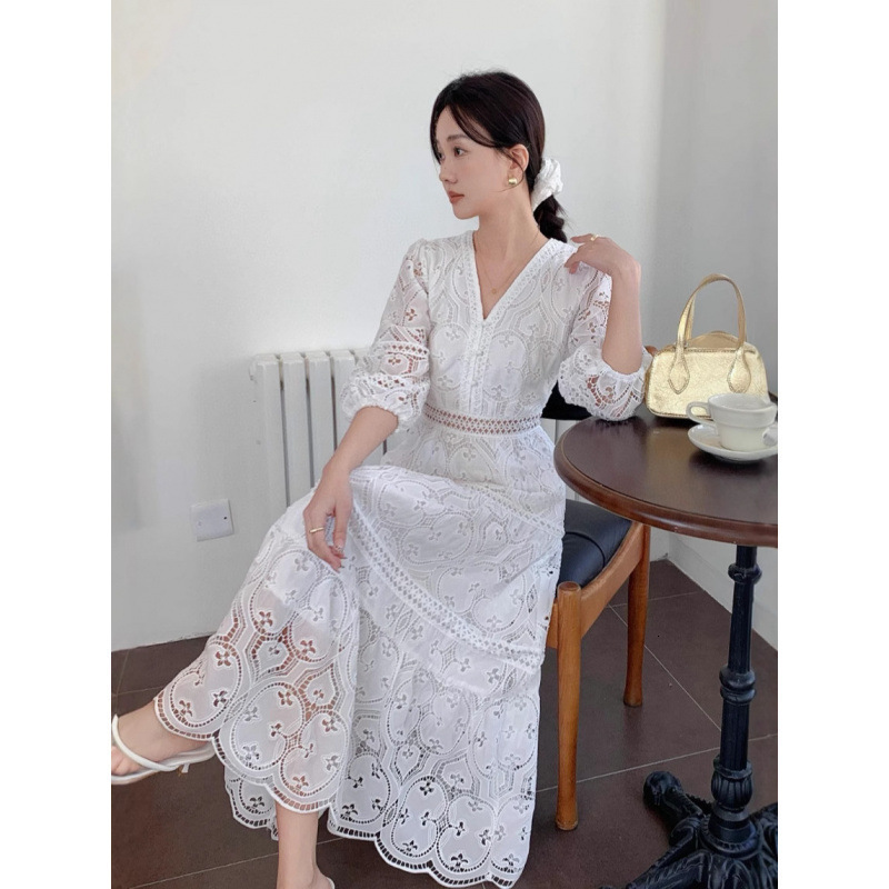 Women Sexy Deep V-Neck Layers Ruffles Party Long Dress self portrait Spring Hollow Out Lace Sleeve Maxi Cake 210520