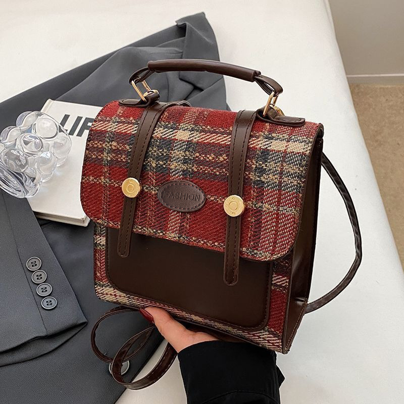 Womens College Style Backpack Niche Backpack 2025 New Simple Plaid School Bag Commuting British Style Womens Bag