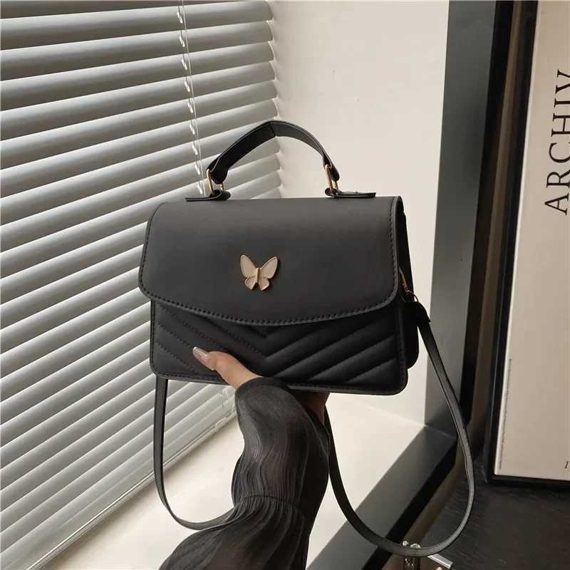 Women Crossbody bags Fashionable Handbag For Women Shoulder Bag Small Square Handbag Fashionable Casual Shoulder BagT251222