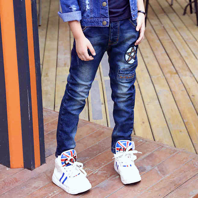 Childrens jeans boys pants spring and autumn childrens wear front and back real pockets big childrens washing pants