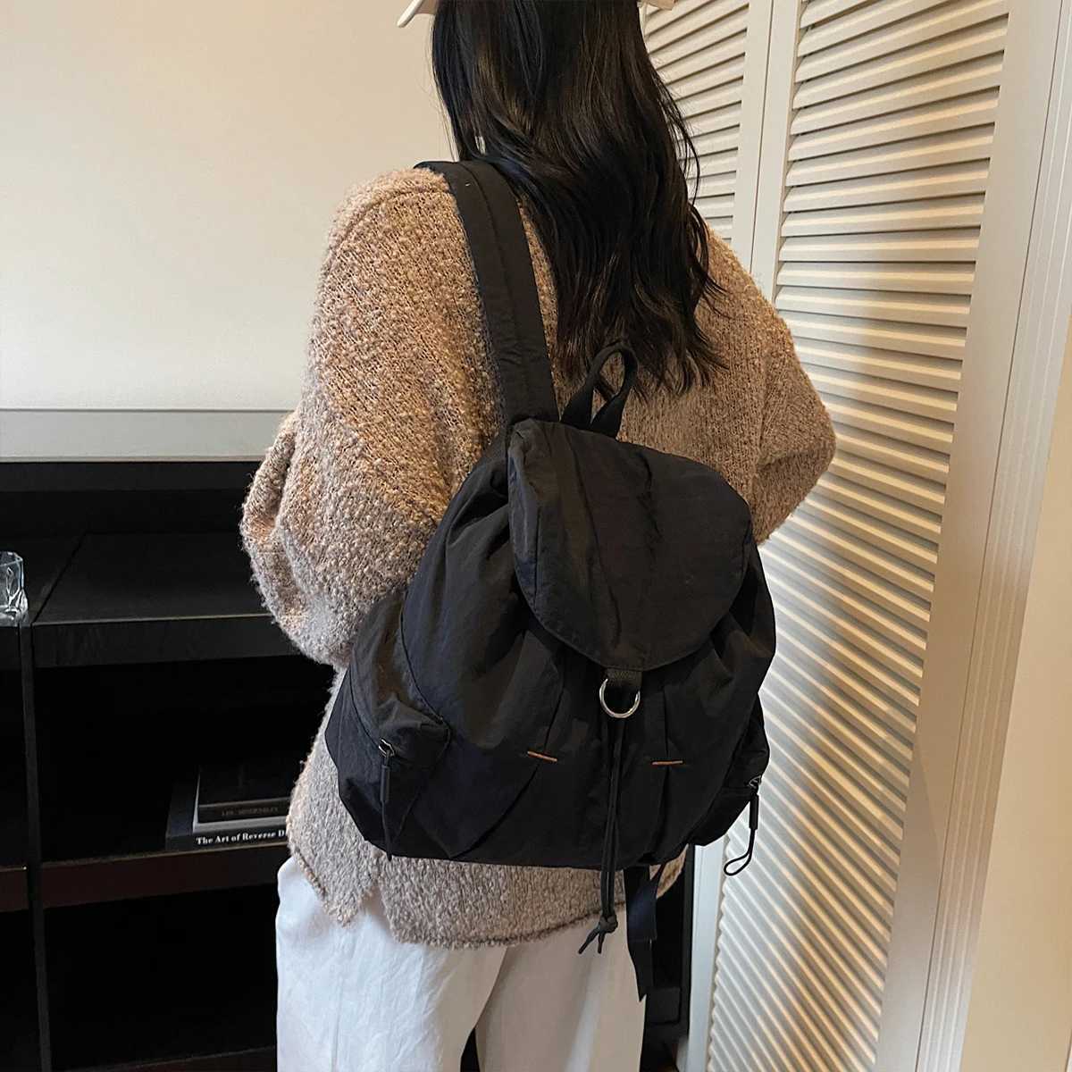 t Commuter Backpack for Women Suitable for Outdoor Hiking Large Capacity Lightweight Mommy Backpack for Walking with kids Hiking Shopping and MOUntain