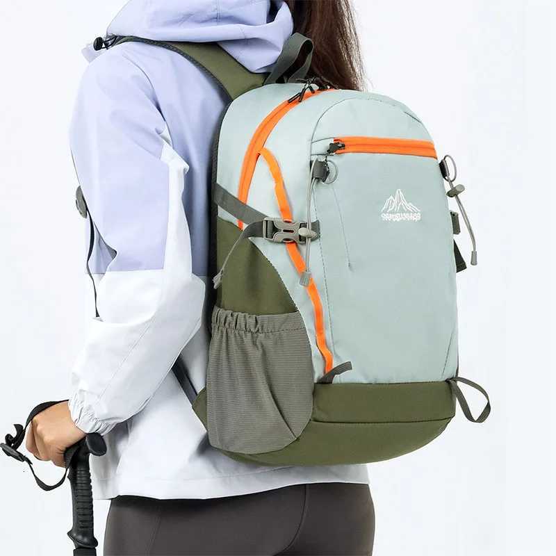 Lightweight Mountaineering Bag 20 Liters Mens Backpack Outdoor Hiking Backpack s Travel Lightweight College Student BagM251222