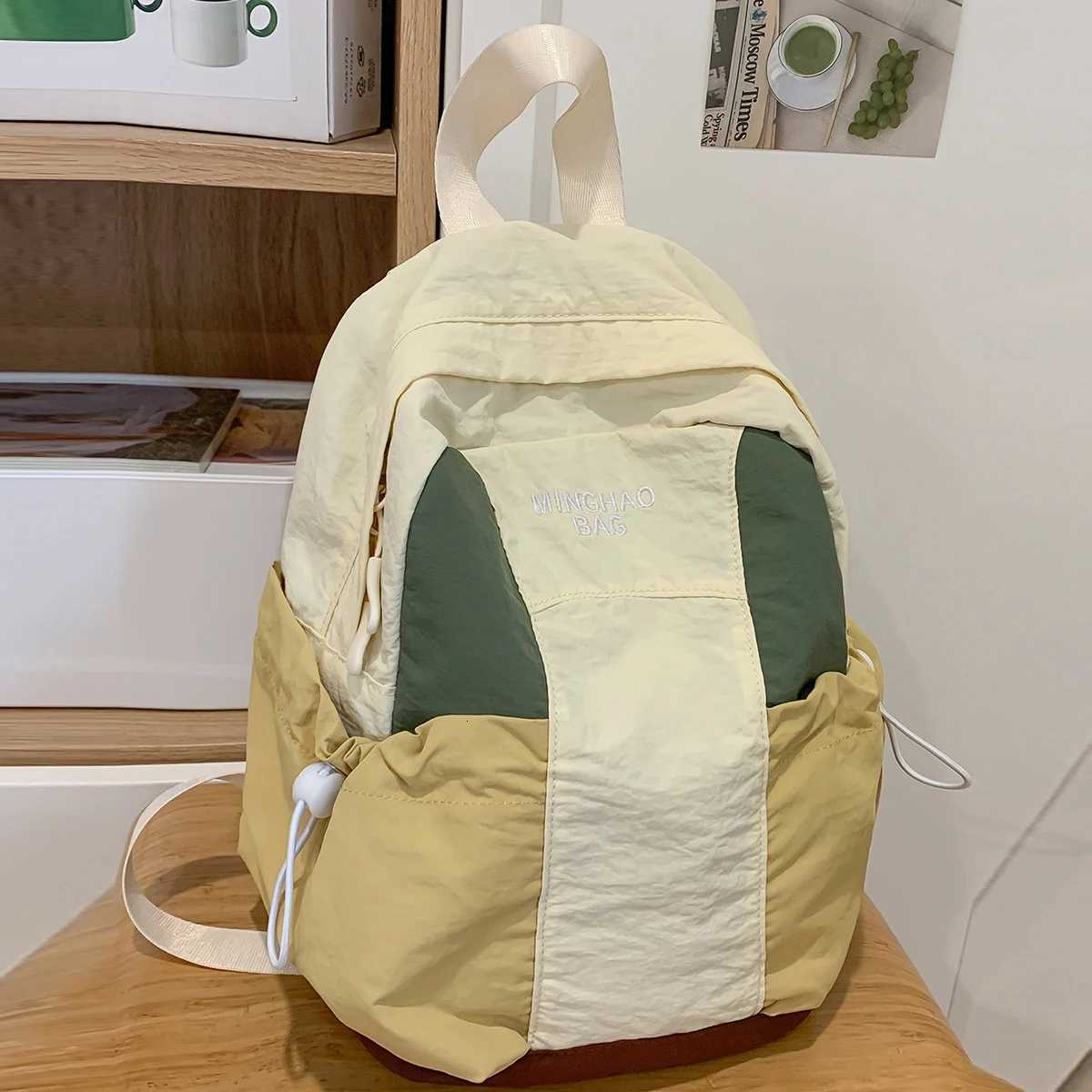 Outdoor Hiking Small Backpack Lightweight Mountaineering Bag Womens Summer Ultra-Light Sports Lightweight Backpack Small School BagM251222