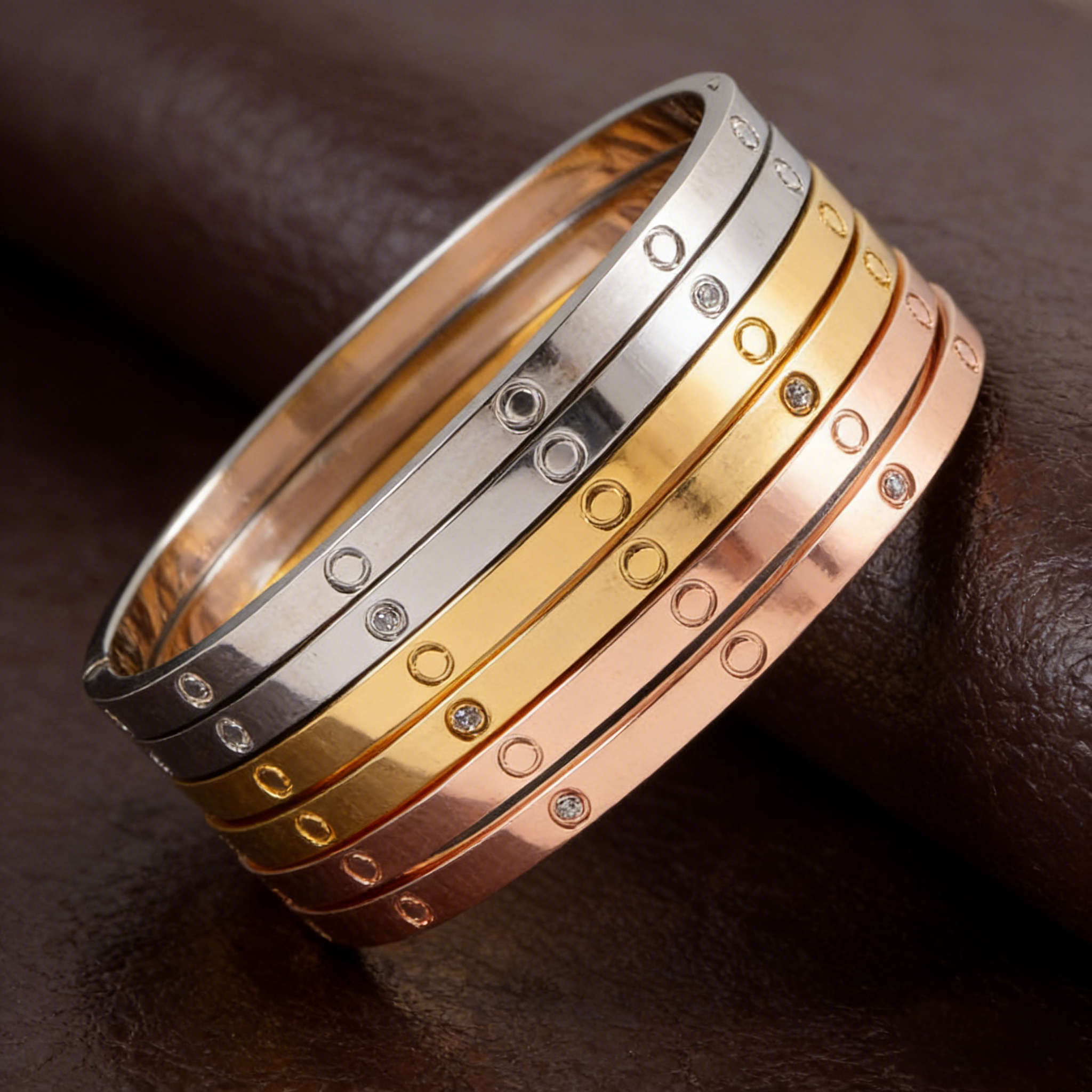 bracelet leisure Bangle Men Women 4mm bracelet Steel Plated Gold Silver diamond inlaid Bracelets designer bracelet alloy Bangle Valenines day Christmas Gift box