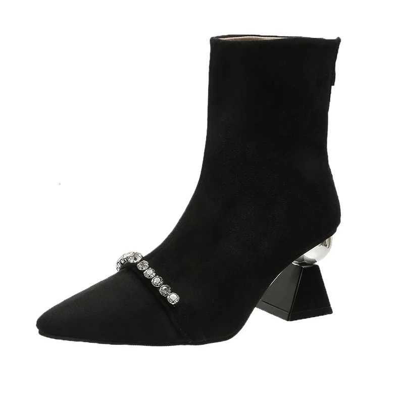 2024 New Fashion Solid Color Pointed Toe Rhinestone Womens Boots Comfortable and Versatile Back Zipper Spring and AutumnT251223
