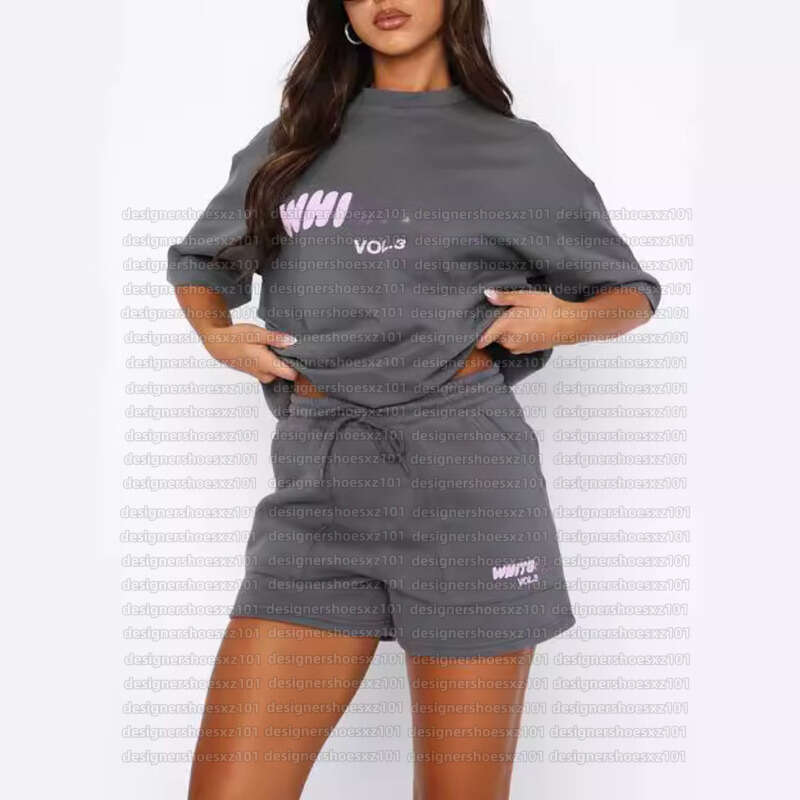 Designer Whitefox T-shirt Set White Foxset Hoodie Fashion Polo Tech Fleece Jacket Men Windbreaker Sports Foam Logo Short Sleeve Pullover Shirt Shorts Two Piece