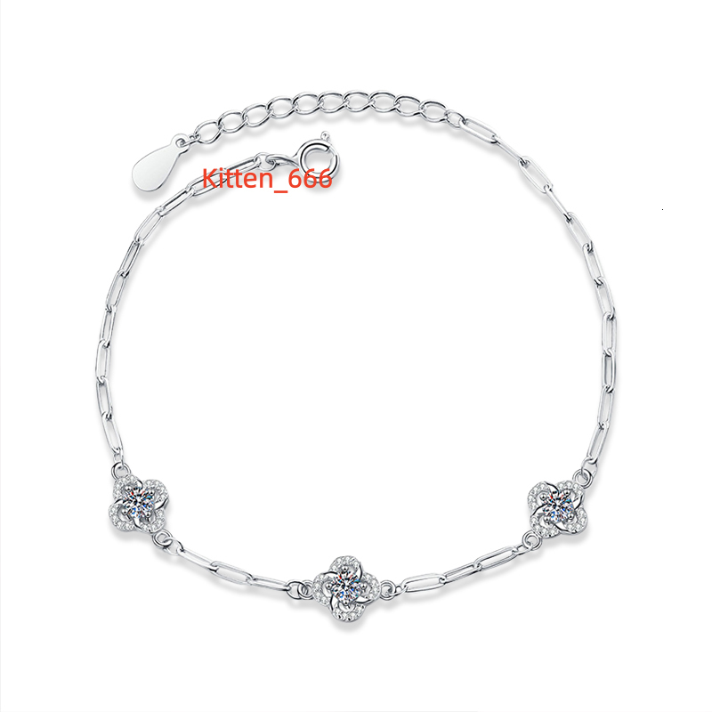 XRZ014 Fashion Sterling Silver 925 Lucky Luxury Moissanite Four Leaf Clover Bracelet Women Wedding Fine Jewelry Diamond Gift