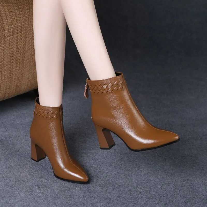 Vintage Pointed Toe High Heels Ankle Boots for Women Brown Pu Leather Zipper Short Boots Woman Autumn Thick Heel BootiesT251223