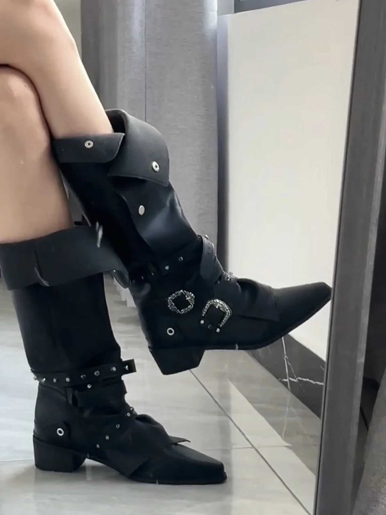 Knight boots 2025 autumn black punk style niche personality long boots American wasteland style boots women retroT251223
