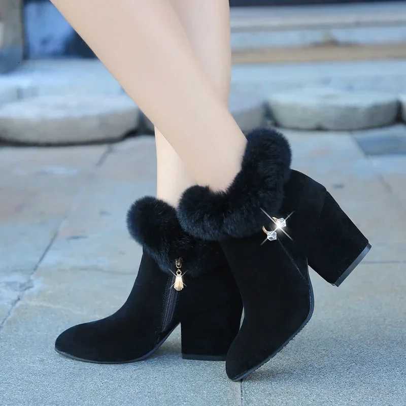 Fashion Boots Women Fur Winter Warm Pointed Ankle Boots Sexy Rhinestone Decoration Zipper Women Boots Comfortable Female ShoesT251223