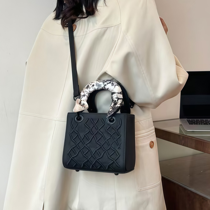 10A shoulder bag Designer bag women's handbag crossbody bag Large Capacity gold buckle classic patent leather luxury bag