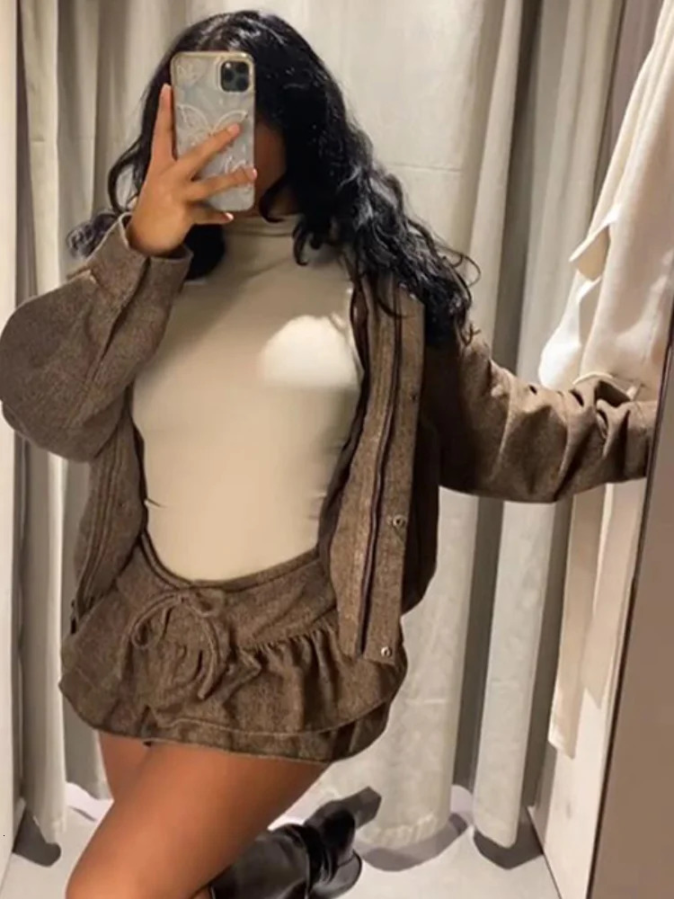 Fashion Layered Pleated Skirt Sets For Women Stand Collar Bomber Jacket Sexy Mini Skirts Baddies Two Pieces Set Chic Lady Outfit 251219