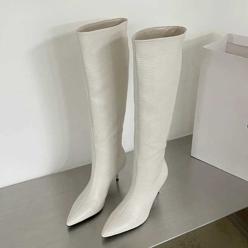 Design Pointed Toe Women Knee-High Boots Designer Party Dress Street Long Booties Thin Low Heels ShoesT251223