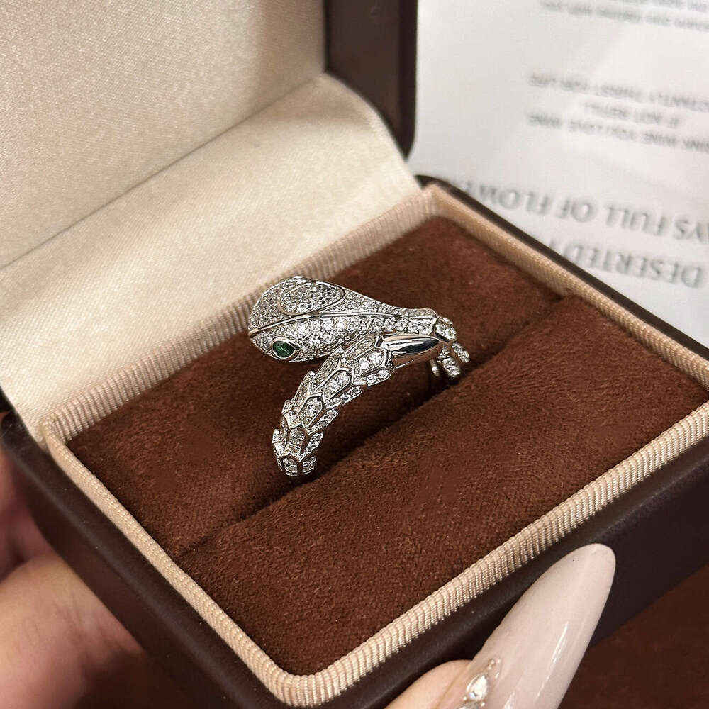 Ring Designer Luxury rings Popular Snake-Shaped Copper Inlaid Zircon Fashion Versatile Ring Full Diamond Jewelry gift