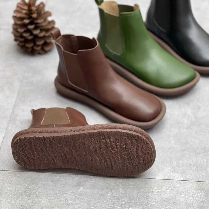 Womens Chelsea Boots Genuine Leather New Autumn Winter Fashion Fur Plush Womens Ankle Boots Retro Marton Boots LadiesT251223