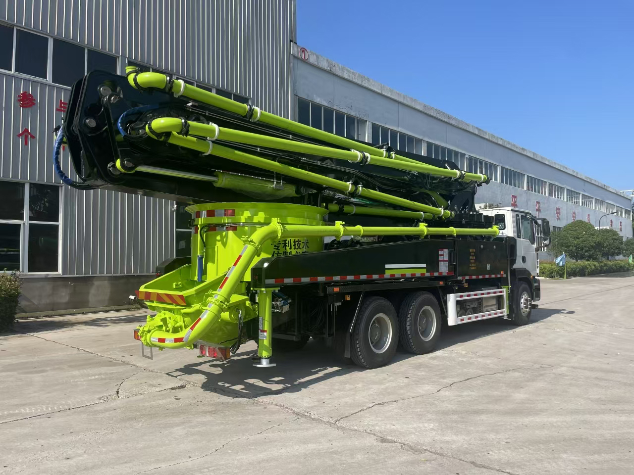 Large Boom Pump Truck Mounted | Long Reach Concrete Pump New & Used Equipment