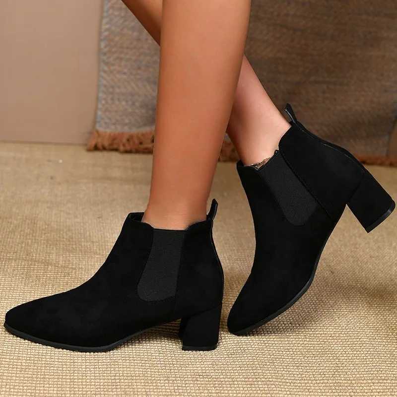 New Autumn Winter Women Boots Pointed Toe Slip on Female Ankle Booties Fashion Simple Low Heel Short Chelsea Boots Botas MujerT251223