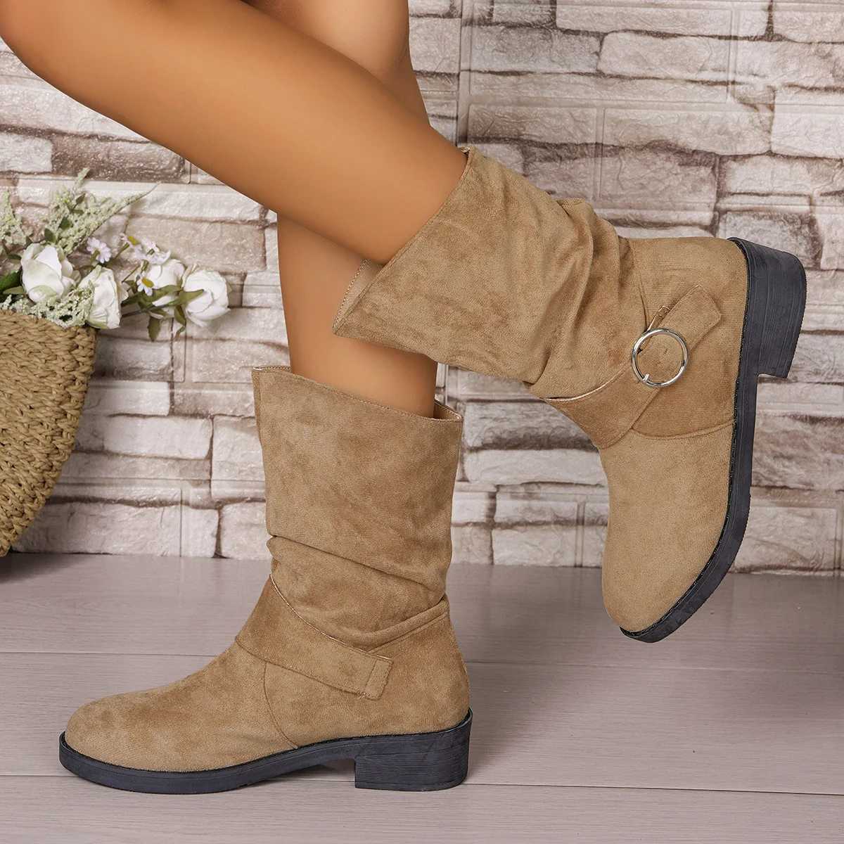 2025 Spring and Autumn New Womens Buckle Style Low Heeled Mid Heeled Boots Fashionable and Comfortable Womens Fashion BootsT251223