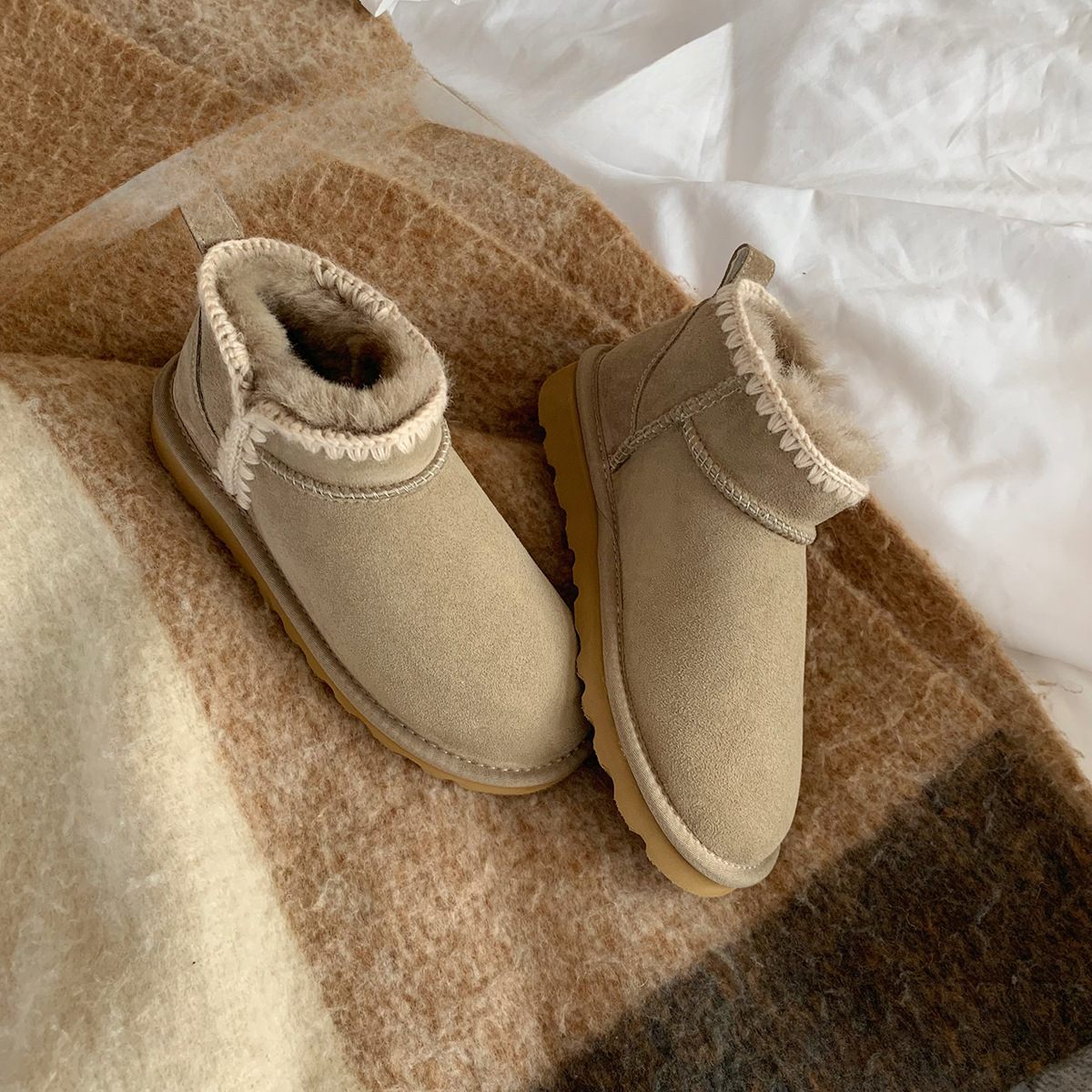 Autumn and winter new mid waist stitched snow boots designer fashion shoes