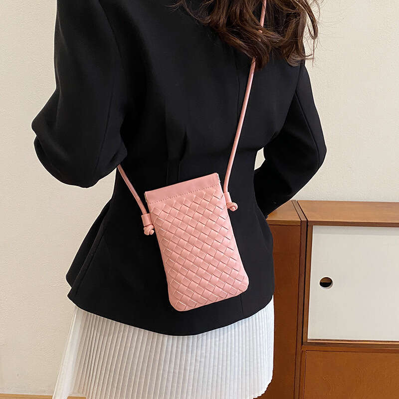 High-end Retro Woven Phone for Women 2024 Summer New Mini Shoulder Lipstick Earphone Crossbody Bag