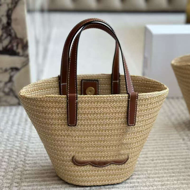 Grass Woven Basket Bags Women Designer Shoulder Bag Fashion Beach Bag Vacation Handbags New Luxury Ladies Bucket Totes Lightweight