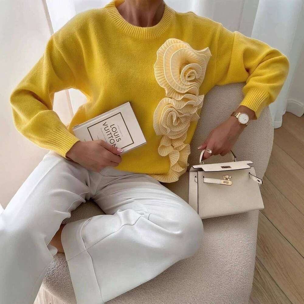 Autumn And Winter Fashion New Women's Elegant Knitted Cashmere Sweater Three Dimensional Flower Color Contrasting Hoodie DREAM RECALL