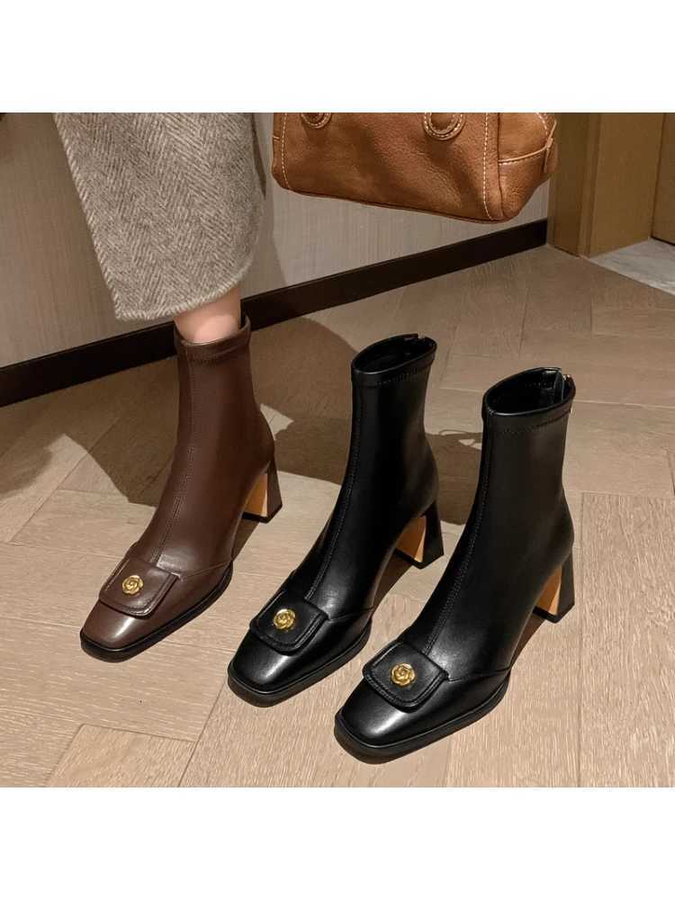 Retro Camellia High Heel Elastic Skinny Boots Womens Winter Short Boots Coarse Heel Back Zipper Fashion Boots NewT251223
