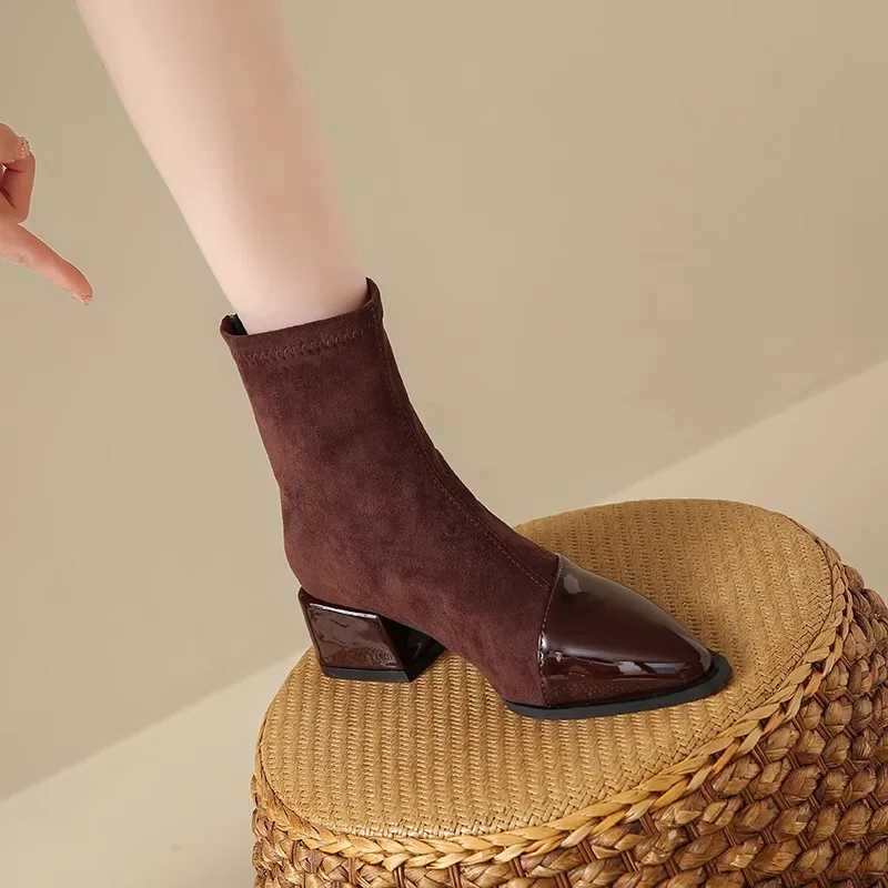 Womens Suede Boots New Autumn/Winter Trendy Slim Fit French Style Short Ankle Boots Pointed Toe Fashion New ArrivalT251223