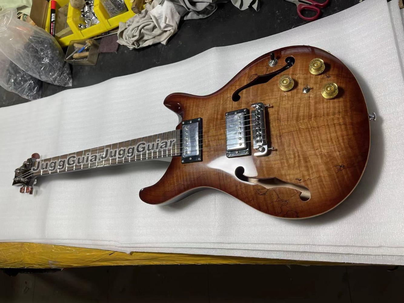 Reed Smith Hollow body II Righteous Private Stock Brown Satin Koa Smoked Burst Electric Guitar Vintage Abalone Brds Inlay, Wrap Arround Tailpiece, Double F Holes