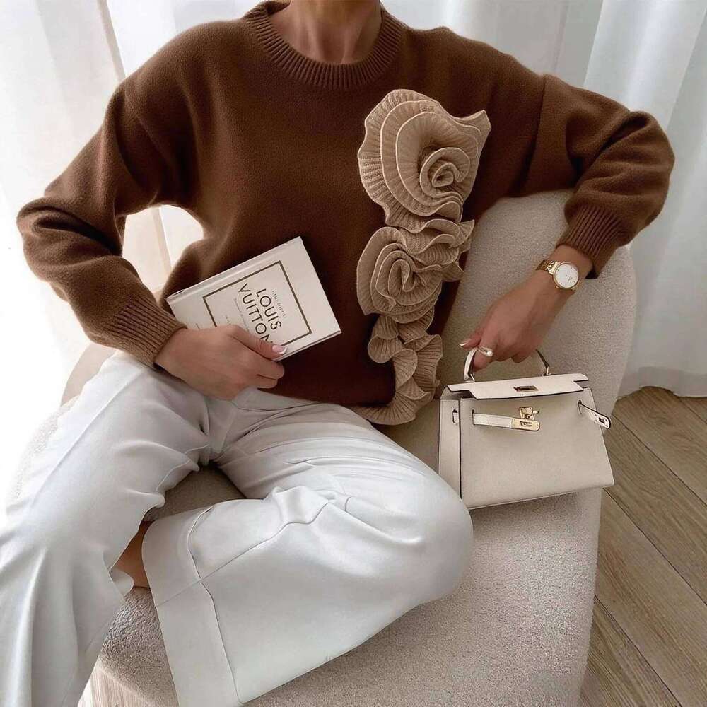 Autumn And Winter Fashion New Women's Elegant Knitted Cashmere Sweater Three Dimensional Flower Color Contrasting Hoodie DREAM RECALL
