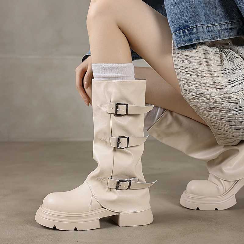 Womens 2024 Classic Belt Buckle Design Street Fashion Womens Rider Boots Stylish Versatile Platform Gothic BootsT251223