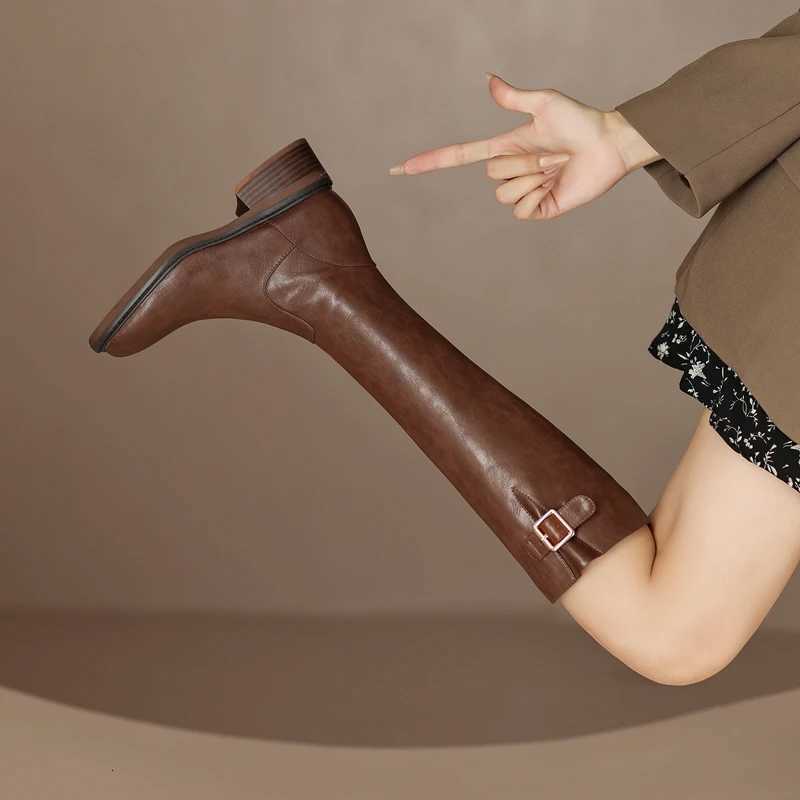 Womens New Autumn/Winter Genuine Leather Cowhide Mid Heel Large Metal Belt Buckle and Knee Zipper High Barrel Knight BootsT251223