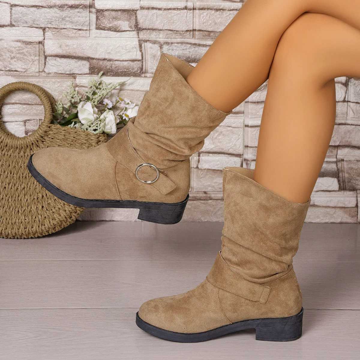 2025 Spring and Autumn New Womens Buckle Style Low Heeled Mid Heeled Boots Fashionable and Comfortable Womens Fashion BootsT251223