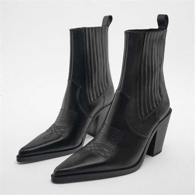 Embroidered Women Chelsea Boots Pointed Toe Short Booties Chunky High Heels Black Ankle Botas Mujer Designer Cowboy ShoesT251223