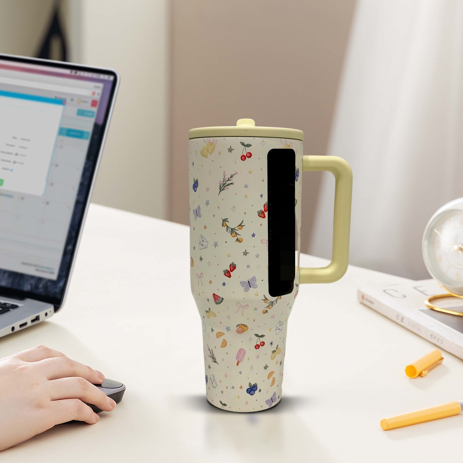 New large capacity 40OZ handheld insulated cup, outdoor convenient stainless steel insulated cup, straw cup, couple ice cream cup