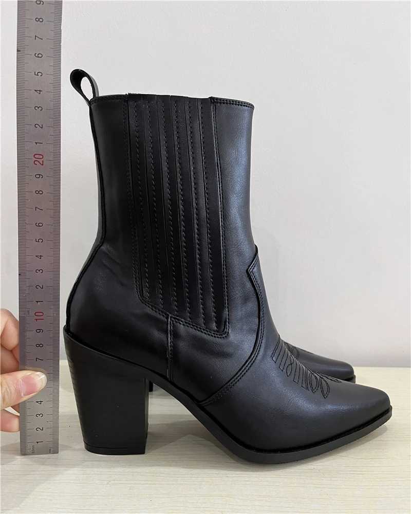 Embroidered Women Chelsea Boots Pointed Toe Short Booties Chunky High Heels Black Ankle Botas Mujer Designer Cowboy ShoesT251223
