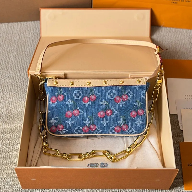 f0 Lvtlys Bag Blossoms Pochettes Chain Bag Women Handbag Tote Shoulder Underarm Cherry Lvsity Bags Clutch Wallet Hobo Purses Ladies Satchels Handbags lvls6