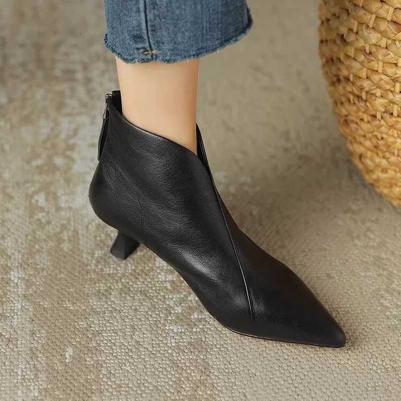 FHC New Autumn Women Ankle BootsFashion Soft Leather ShoesBack ZipMid Heels Short BotasPointed ToeBlackBrownDropshipT251223